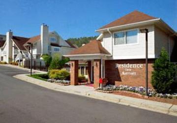 Residence Inn Atlanta Perimeter Center Sandy Springs Exterior photo